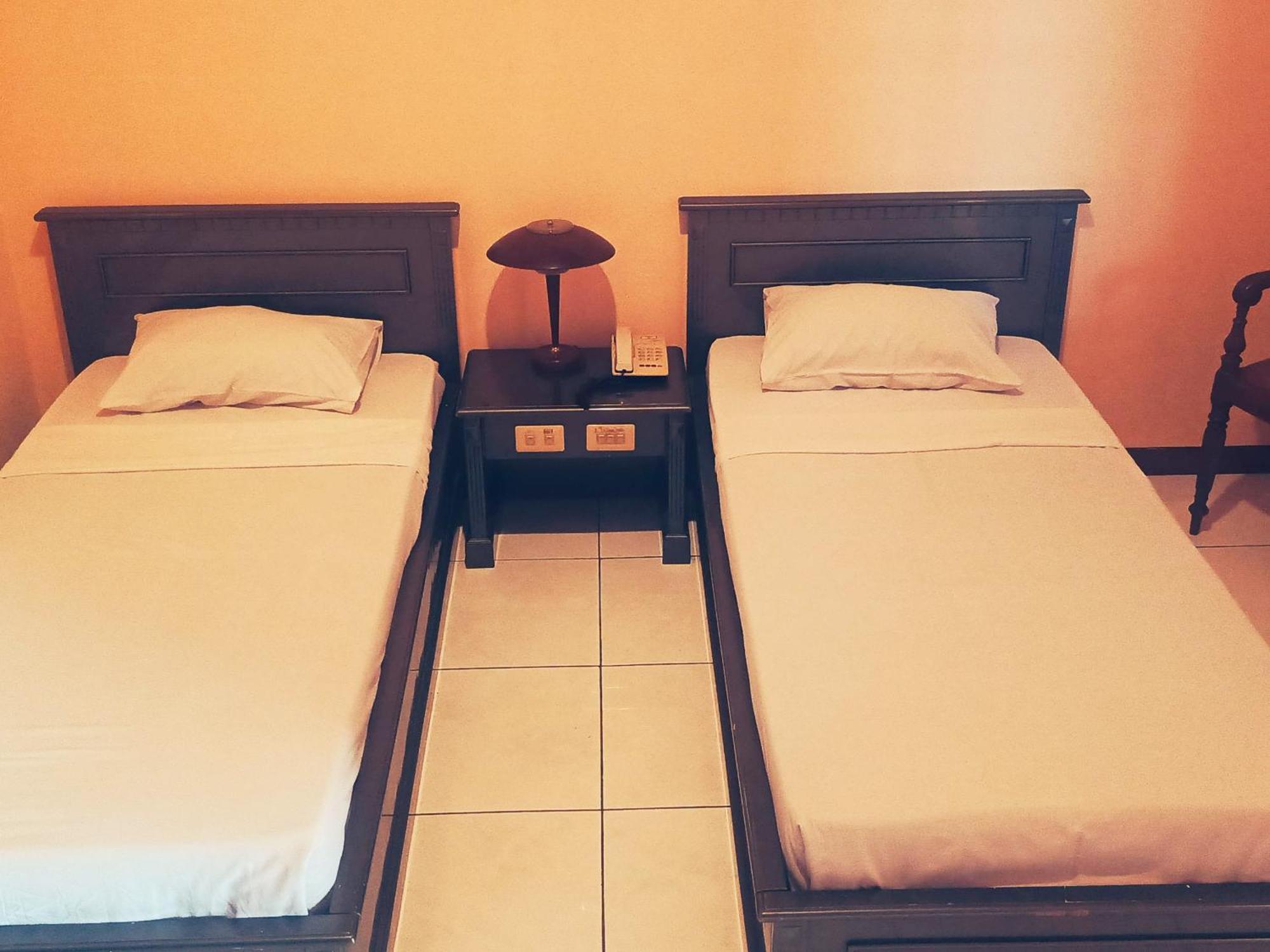 Hotel Wijaya プルウォケルト エクステリア 写真