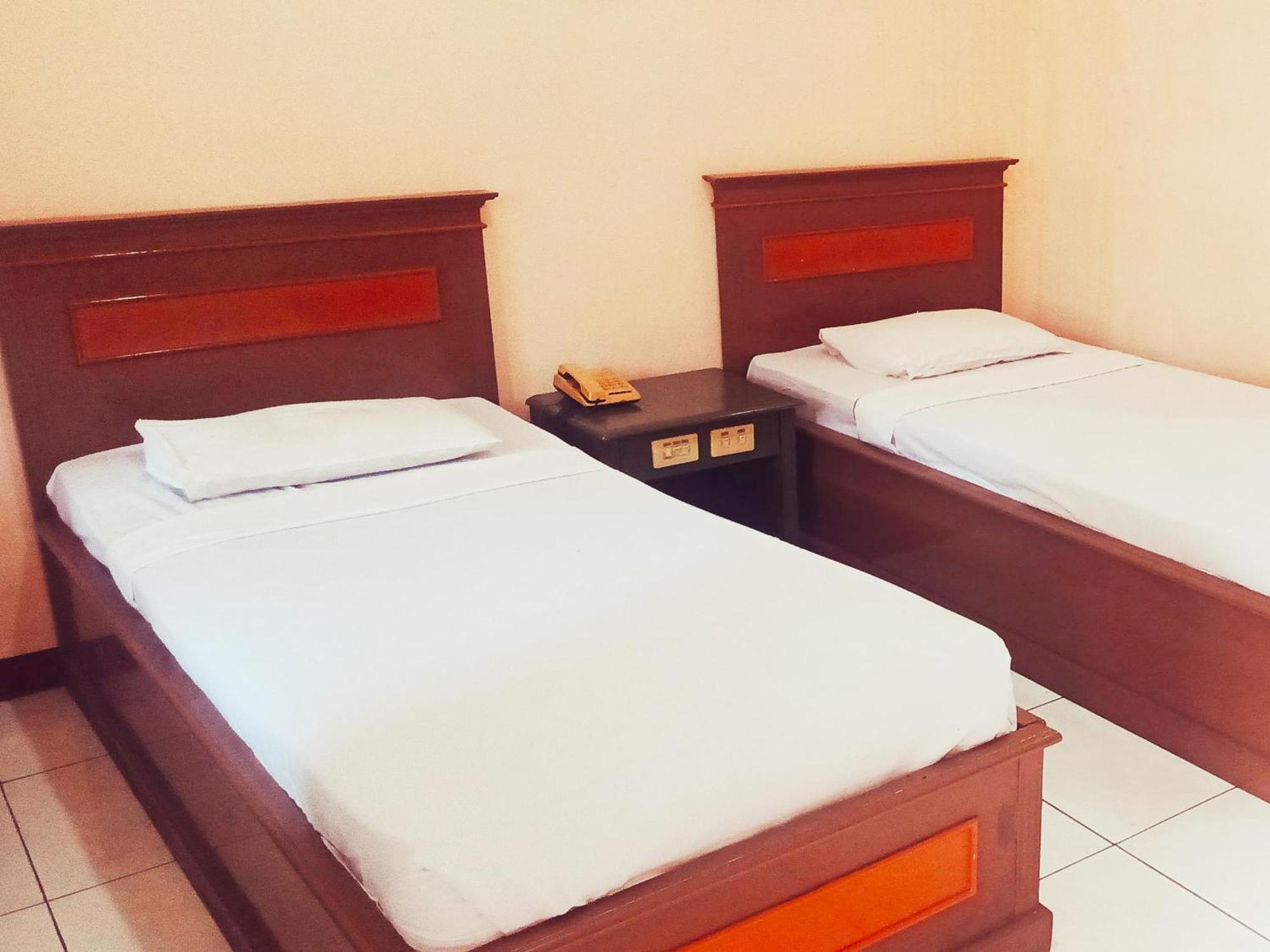 Hotel Wijaya プルウォケルト エクステリア 写真