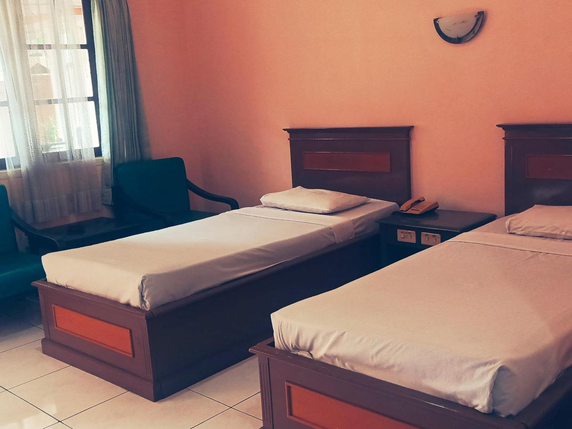Hotel Wijaya プルウォケルト エクステリア 写真